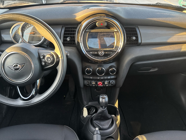 fotoG 6 del MINI MINI Cooper 100 kW (136 CV) 136cv Gasolina del 2019 en Madrid