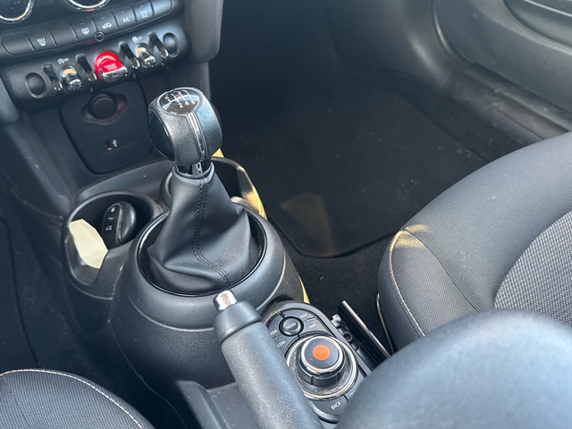 fotoG 13 del MINI MINI Cooper 100 kW (136 CV) 136cv Gasolina del 2019 en Madrid