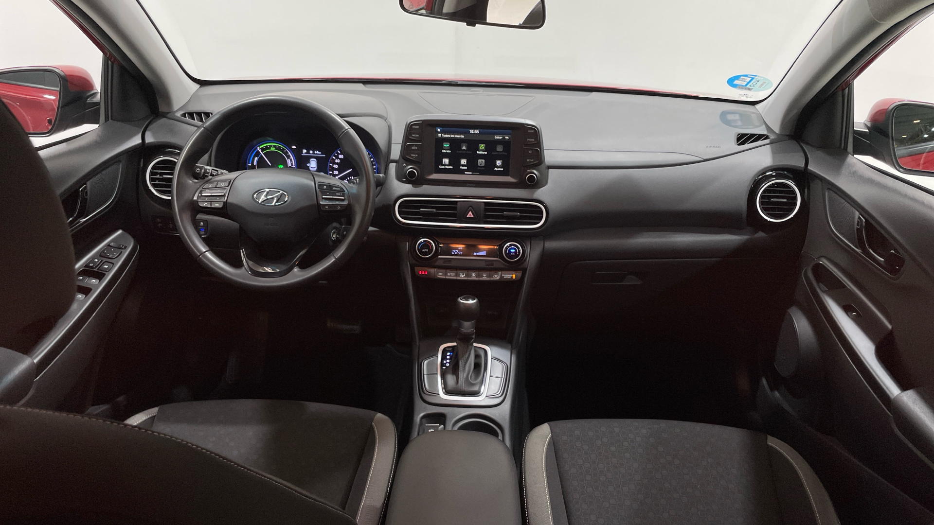 Hyundai Kona 1.6 GDI HEV en Barcelona