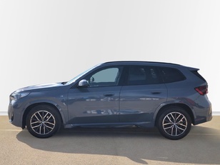 Fotos de BMW X1 sDrive18d color Gris. Año 2023. 110KW(150CV). Diésel. En concesionario Proa Premium Palma de Illes Balears