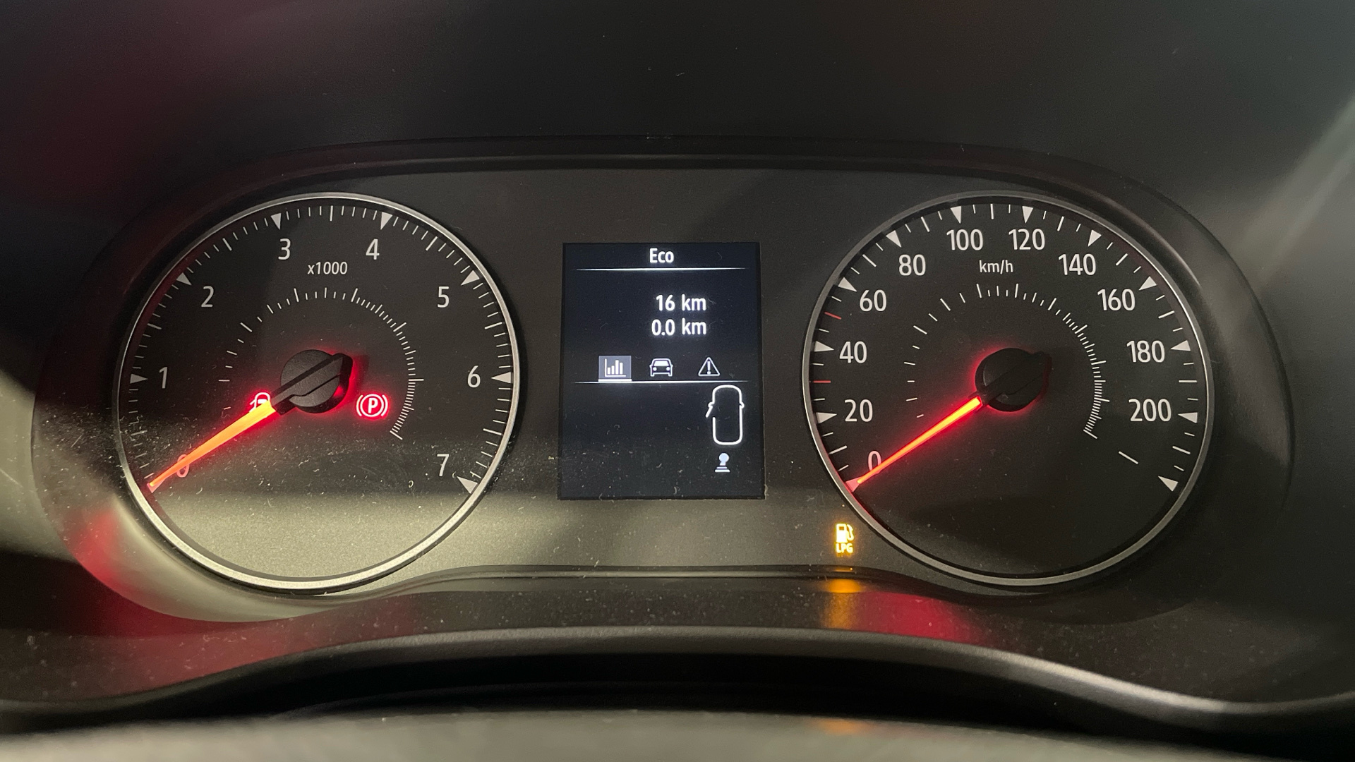 Dacia Sandero ECO-G 100 en Barcelona