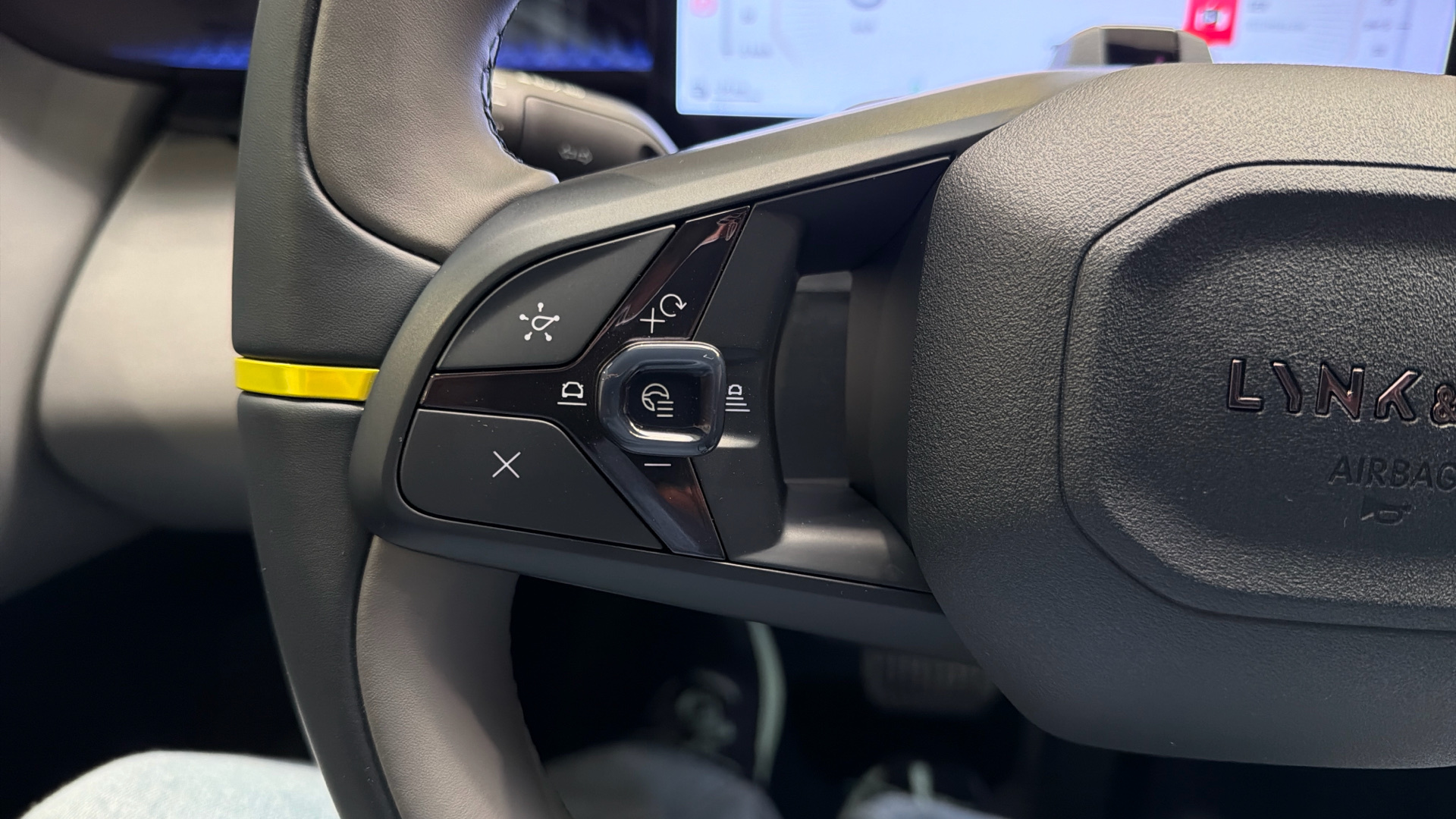 Lynk & Co 02 Km0 109525260 - 14