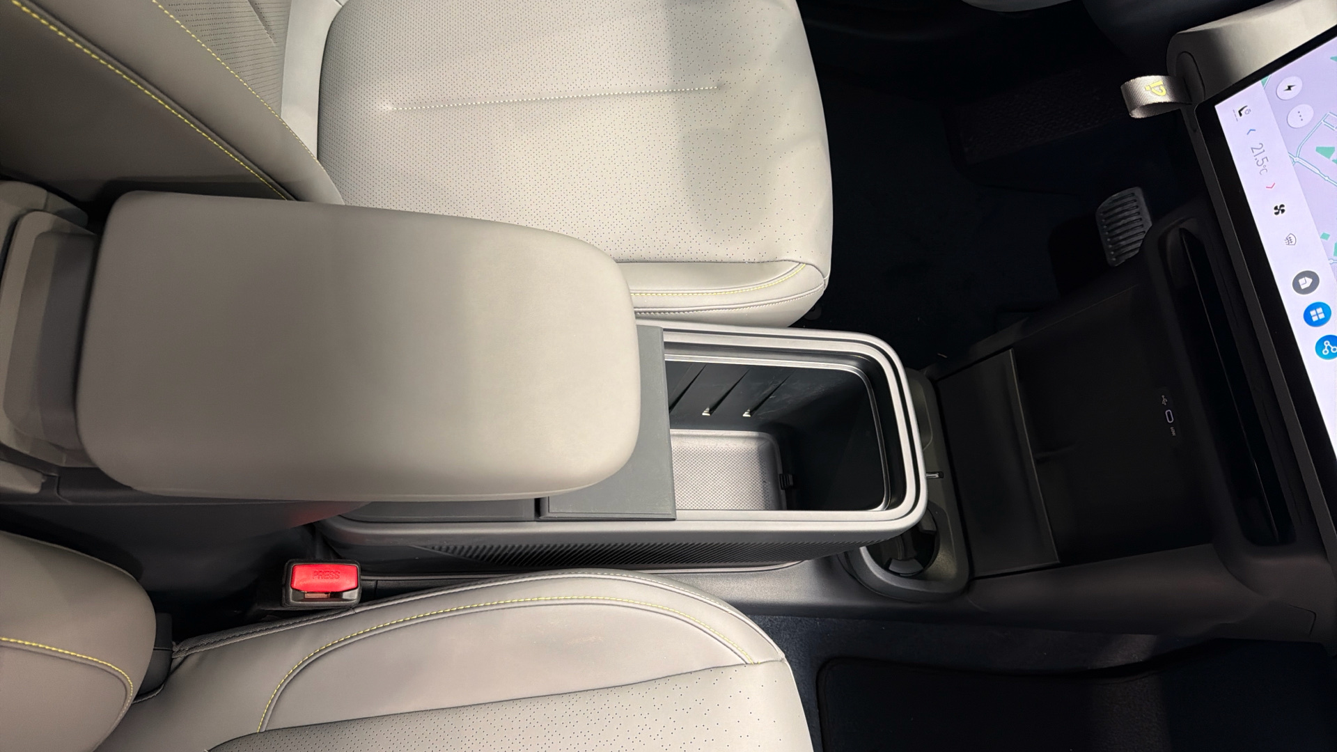 Lynk & Co 02 Km0 109525260 - 21