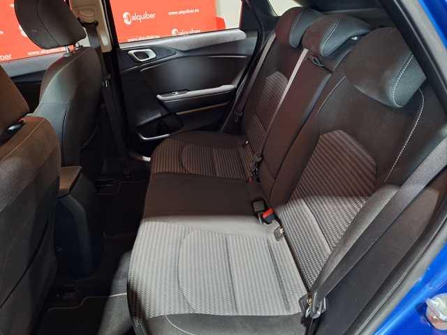 Kia Ceed 1.6 MHEV iMT Drive 100 kW (136 CV)