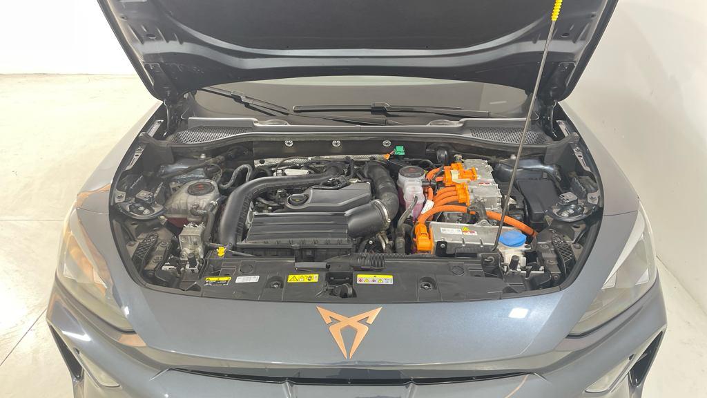 CUPRA Formentor 1.5 TSI e-Hybrid en Barcelona