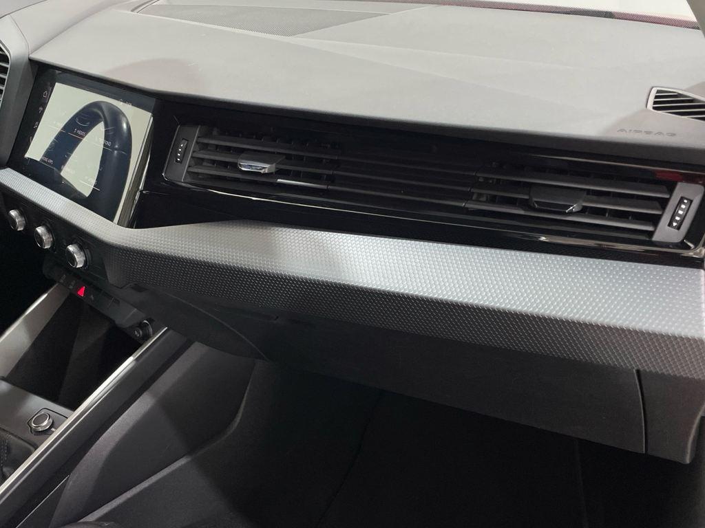 Audi A1 Citycarver 30 TFSI en Barcelona