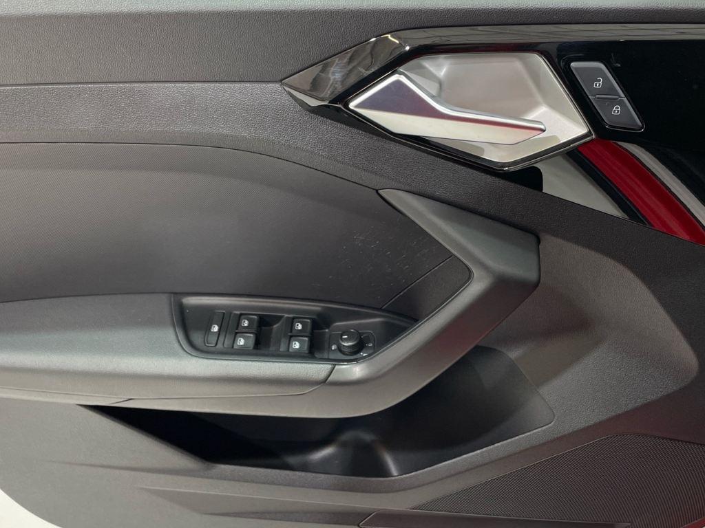 Audi A1 Citycarver 30 TFSI en Barcelona