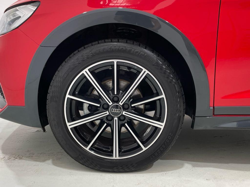 Audi A1 Citycarver 30 TFSI en Barcelona