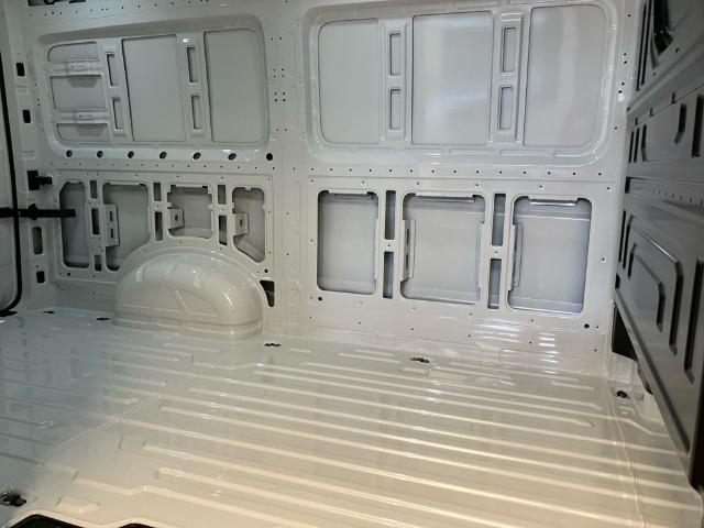 Volkswagen Crafter Furgon Batalla Media TN 2.0 TDI 103 kW (140 CV) 3.000