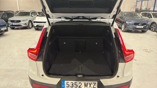 Volvo XC40 B3 G Ocasión 120 KW (163CV) - 12