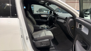 Volvo XC40 B3 G Ocasión 120 KW (163CV) - 28