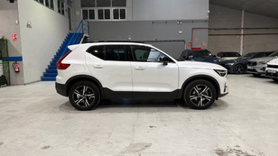 Volvo XC40 B3 G Ocasión 120 KW (163CV) - 29