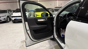 Volvo XC40 B3 G Ocasión 120 KW (163CV) - 43