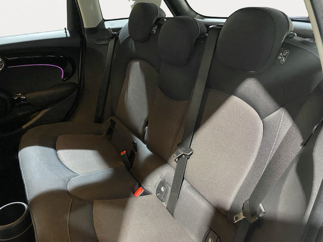 fotoG 8 del MINI MINI Cooper 5 Puertas 100 kW (136 CV) 136cv Gasolina del 2024 en Alicante