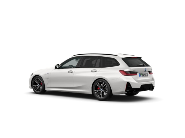 BMW Serie 3 330e Touring color Blanco. Año 2025. 215KW(292CV). Híbrido Electro/Gasolina. En concesionario Ilbira Motor | Granada de Granada