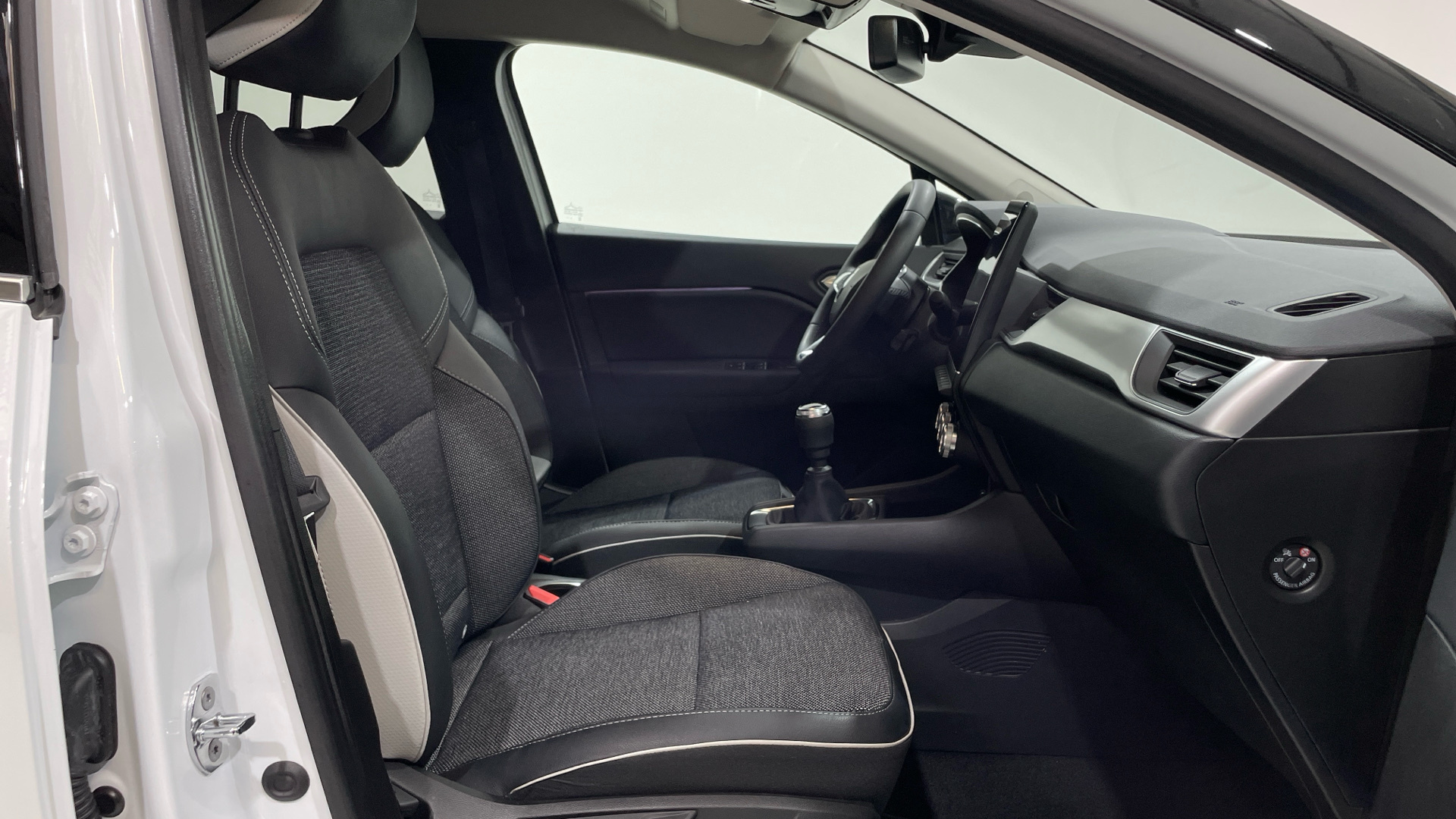 Renault Captur TCe 140 Micro Híbrido en Barcelona