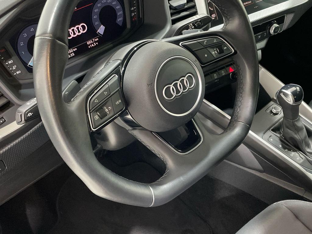 Audi A1 allstreet 30 TFSI en Barcelona