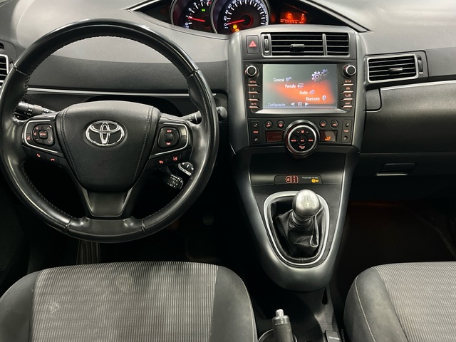 Toyota Verso 115D Advance 82 kW (112 CV)