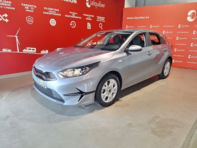 Kia Ceed 1.6 MHEV de segunda mano