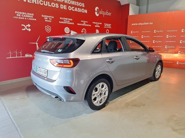 Kia Ceed 1.6 MHEV iMT Drive 100 kW (136 CV)