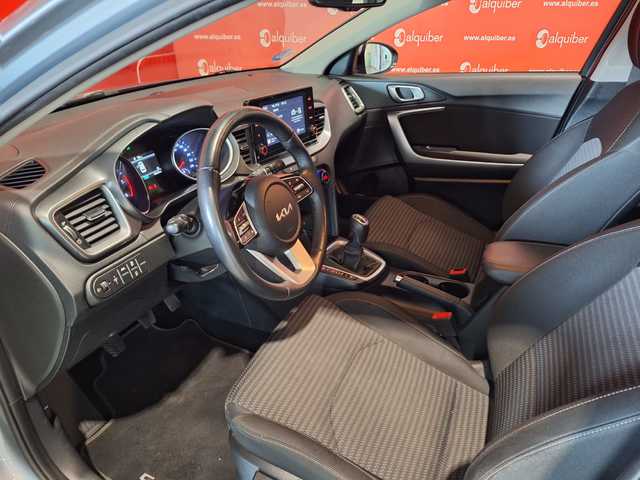 Kia Ceed 1.6 MHEV iMT Drive 100 kW (136 CV)