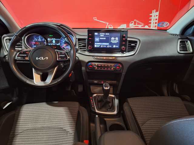 Kia Ceed 1.6 MHEV iMT Drive 100 kW (136 CV)