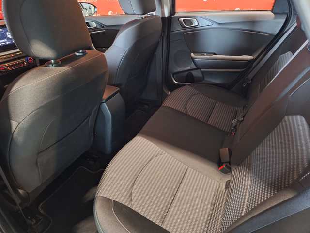 Kia Ceed 1.6 MHEV iMT Drive 100 kW (136 CV)