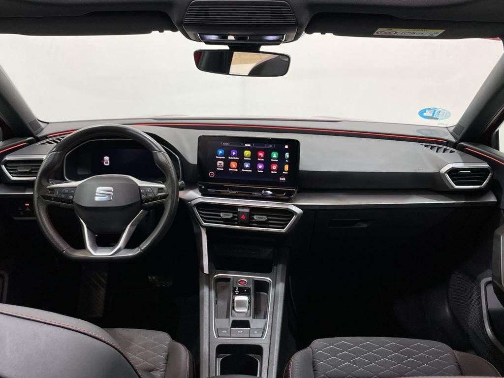 SEAT León 1.5 eTSI en Barcelona