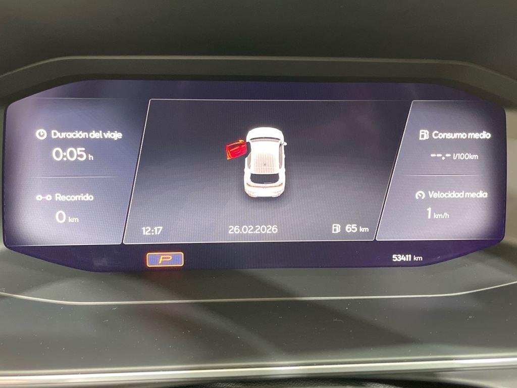 SEAT León 1.5 eTSI en Barcelona