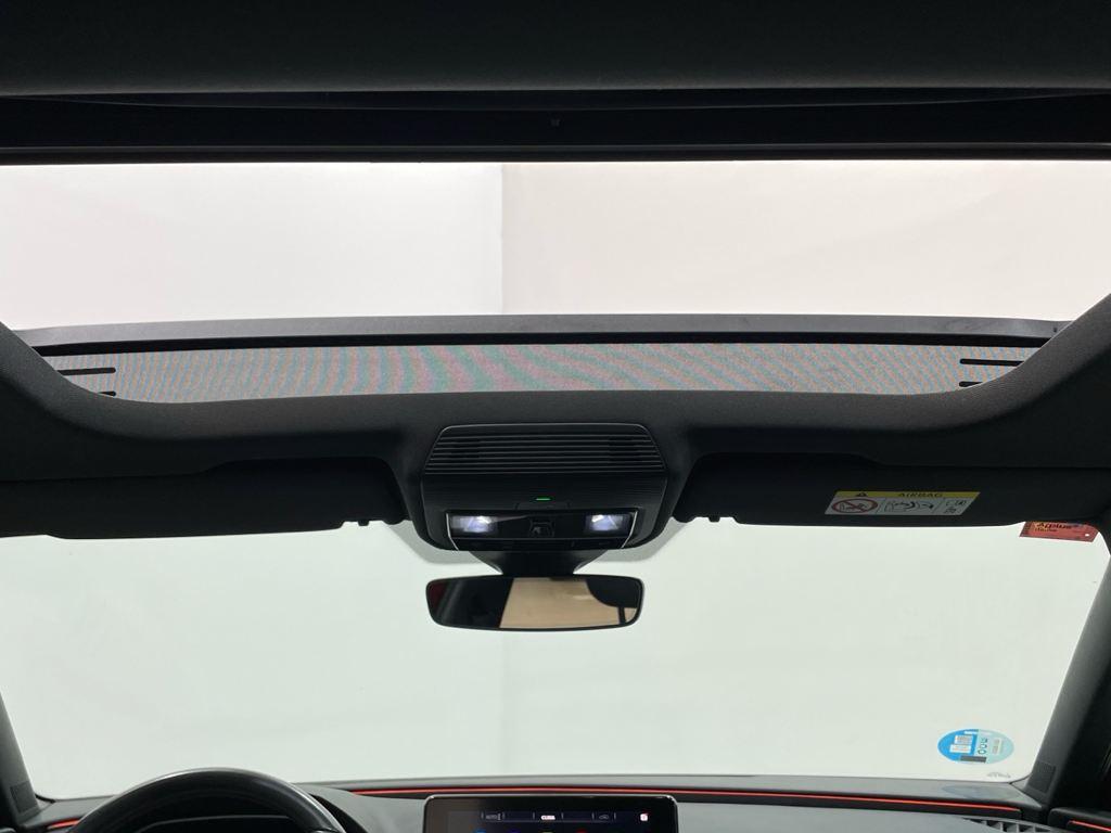 SEAT León 1.5 eTSI en Barcelona