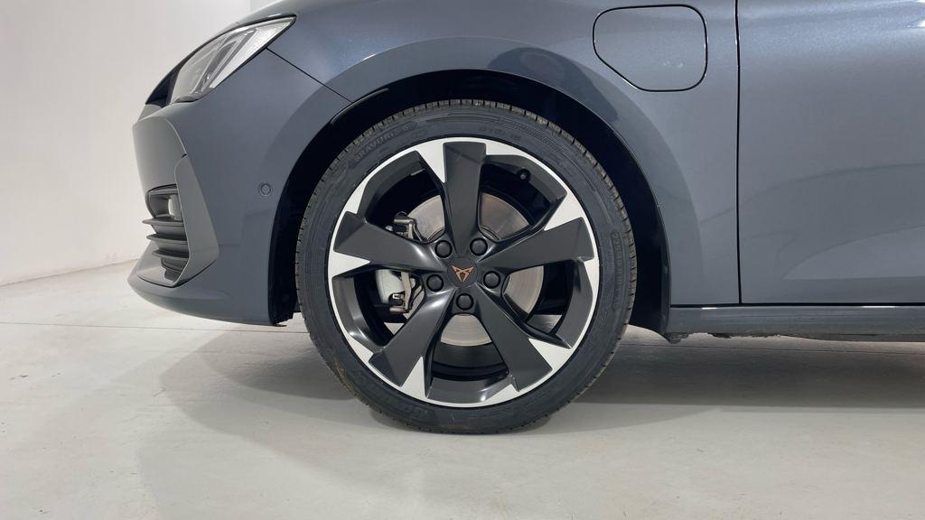 CUPRA León 1.4 e-Hybrid en Barcelona