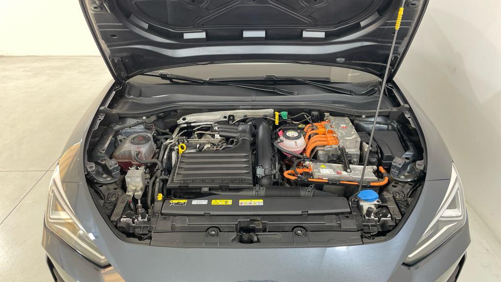 CUPRA León 1.4 e-Hybrid en Barcelona