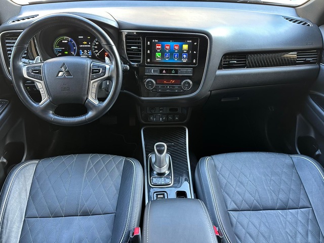 Mitsubishi Outlander 2.4 PHEV Kaiteki 4WD Auto 165 kW (224 CV)