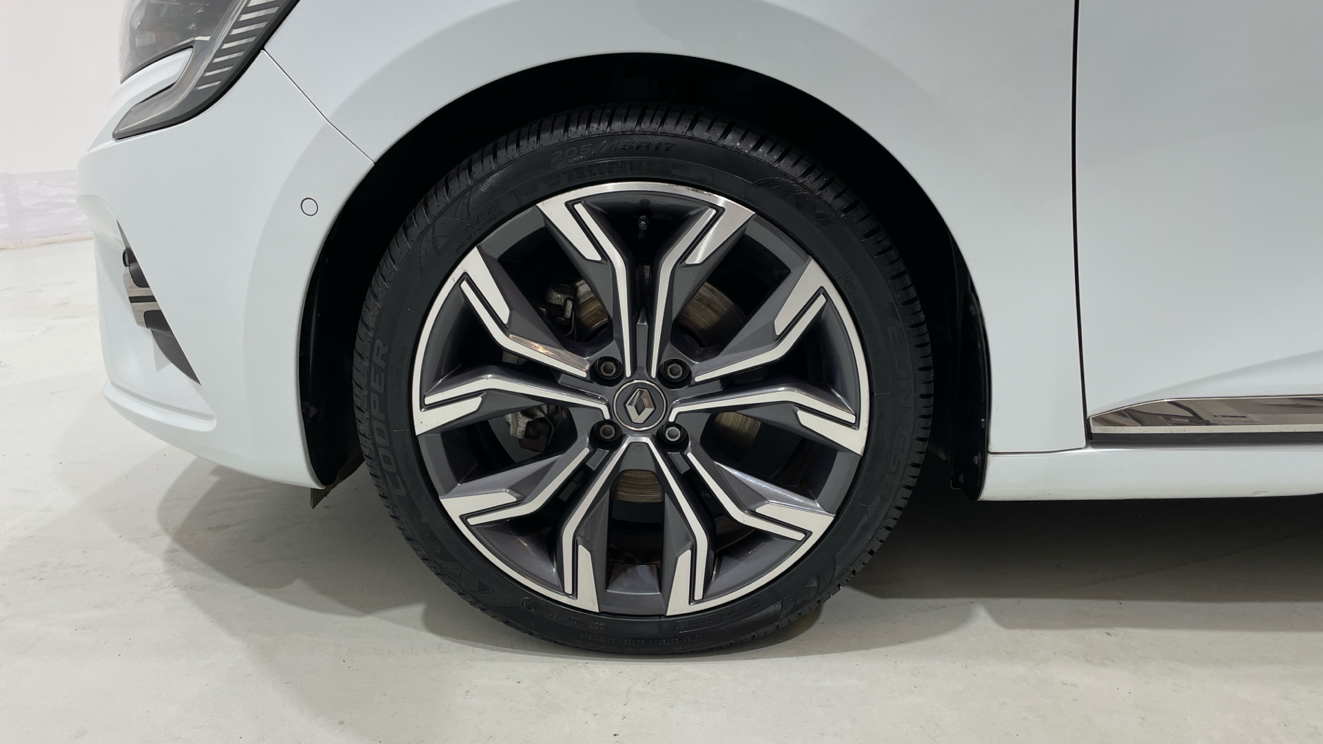 Renault Clio E-Tech Híbrido en Barcelona