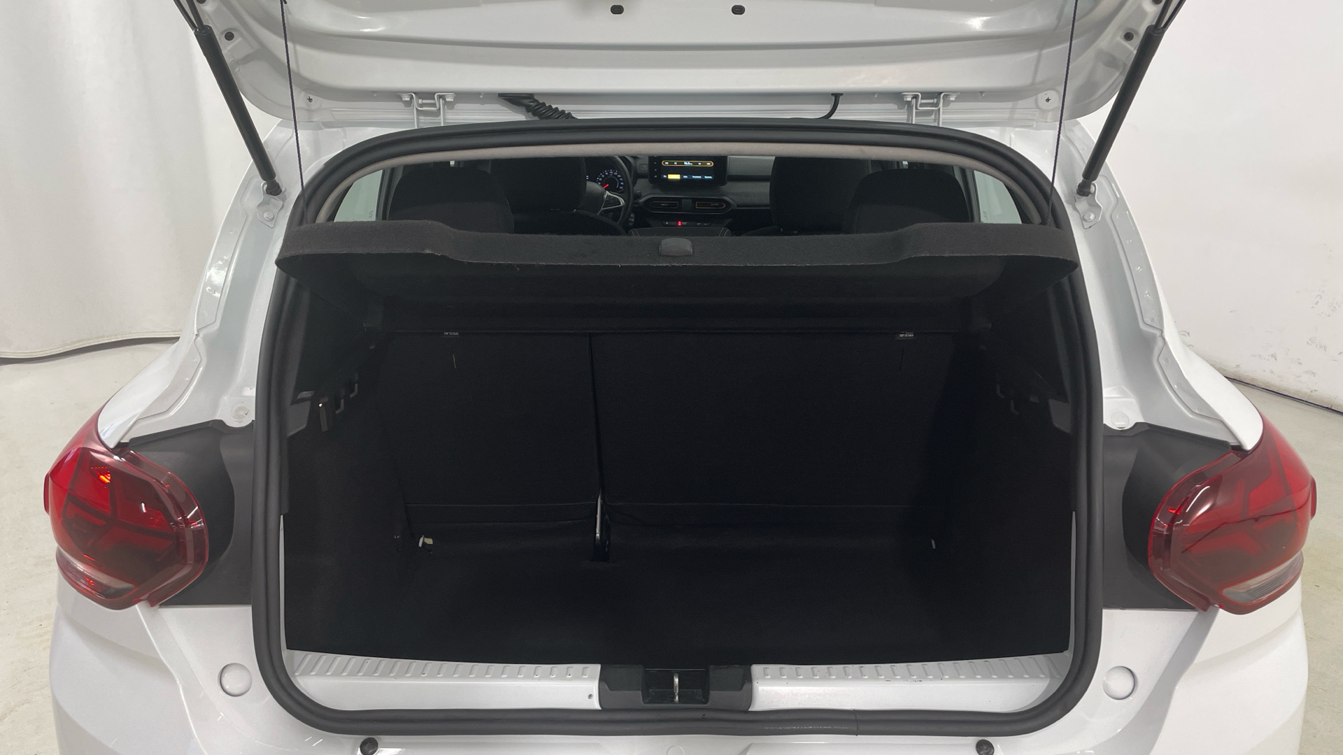 Dacia Sandero ECO-G 100 en Barcelona