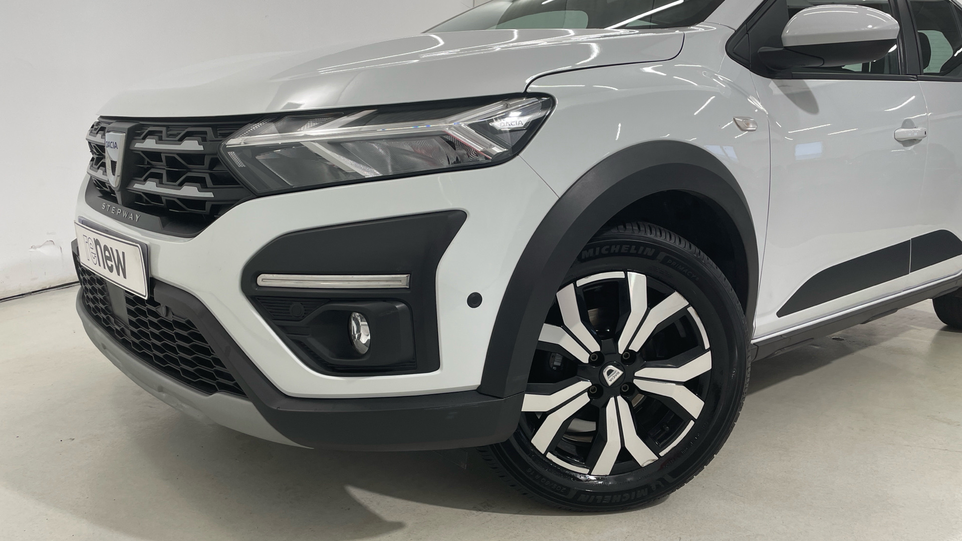 Dacia Sandero ECO-G 100 en Barcelona