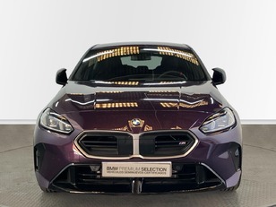 Fotos de BMW Serie 1 M135i color Violeta. Año 2025. 221KW(300CV). Gasolina. En concesionario Proa Premium Palma de Illes Balears