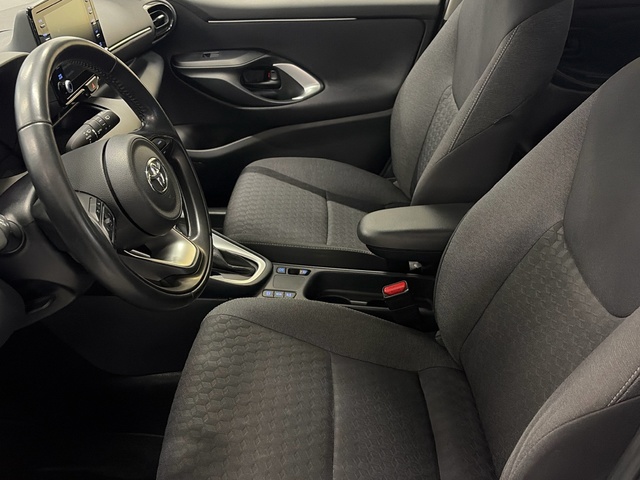 Toyota Yaris 120H Active Tech 85 kW (116 CV)