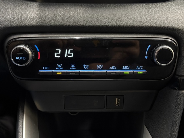 Toyota Yaris 120H Active Tech 85 kW (116 CV)