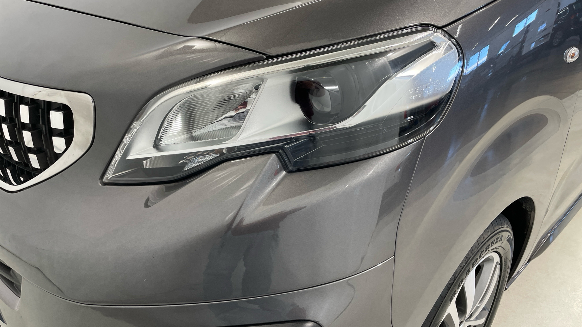 Peugeot Traveller BlueHDi 150 en Barcelona