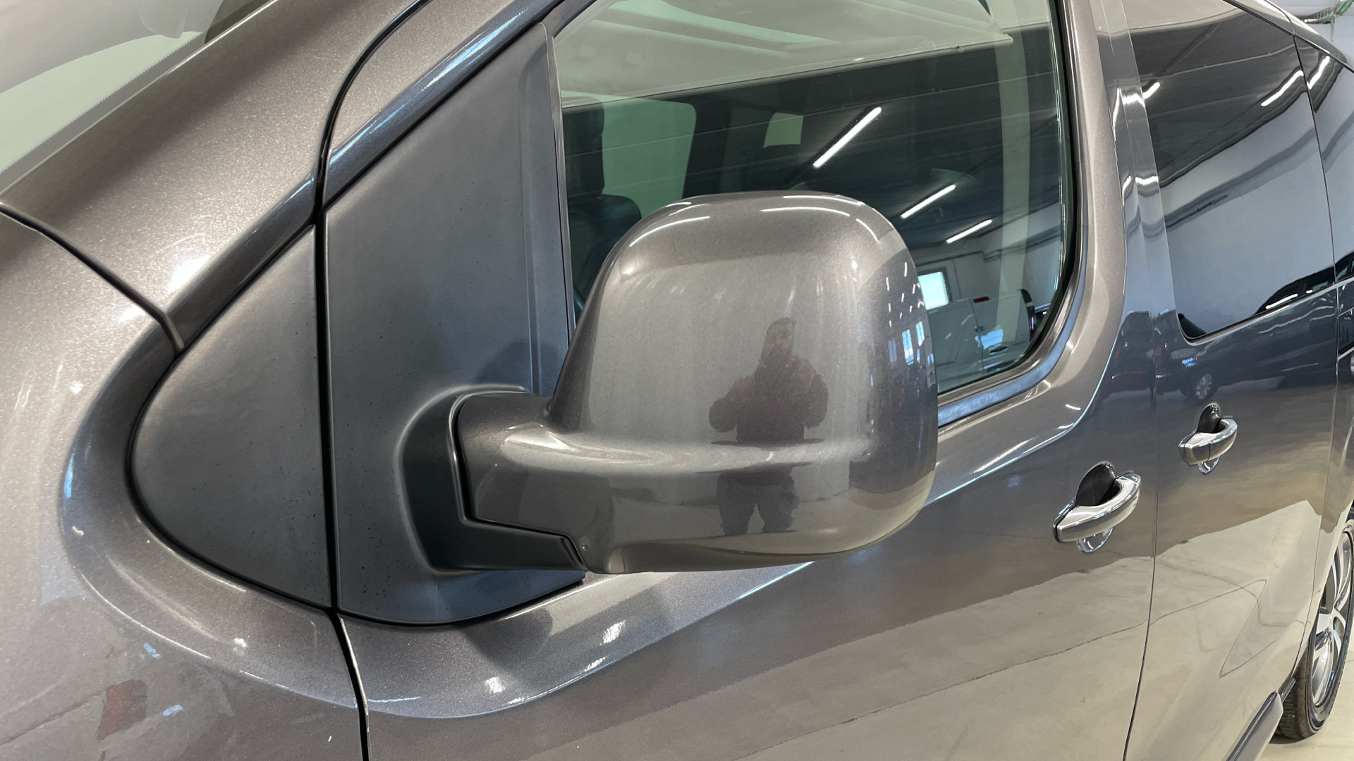 Peugeot Traveller BlueHDi 150 en Barcelona