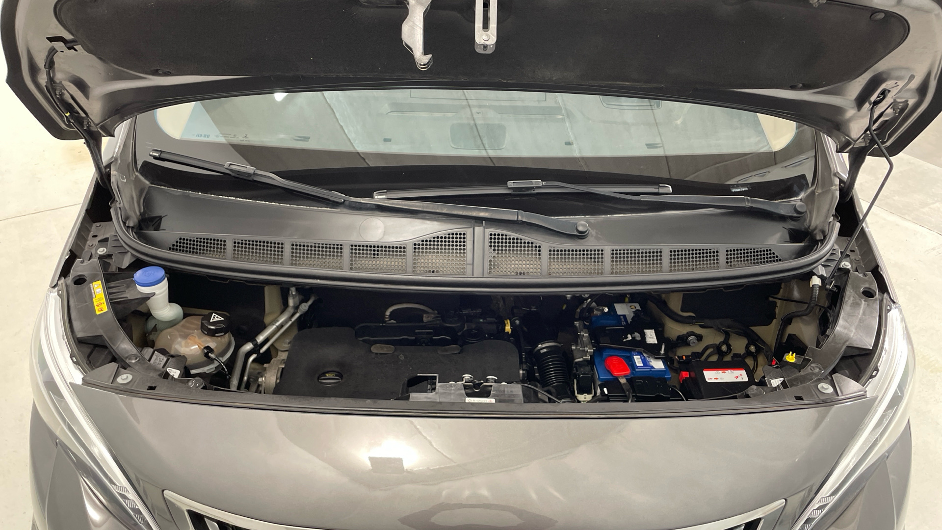 Peugeot Traveller BlueHDi 150 en Barcelona