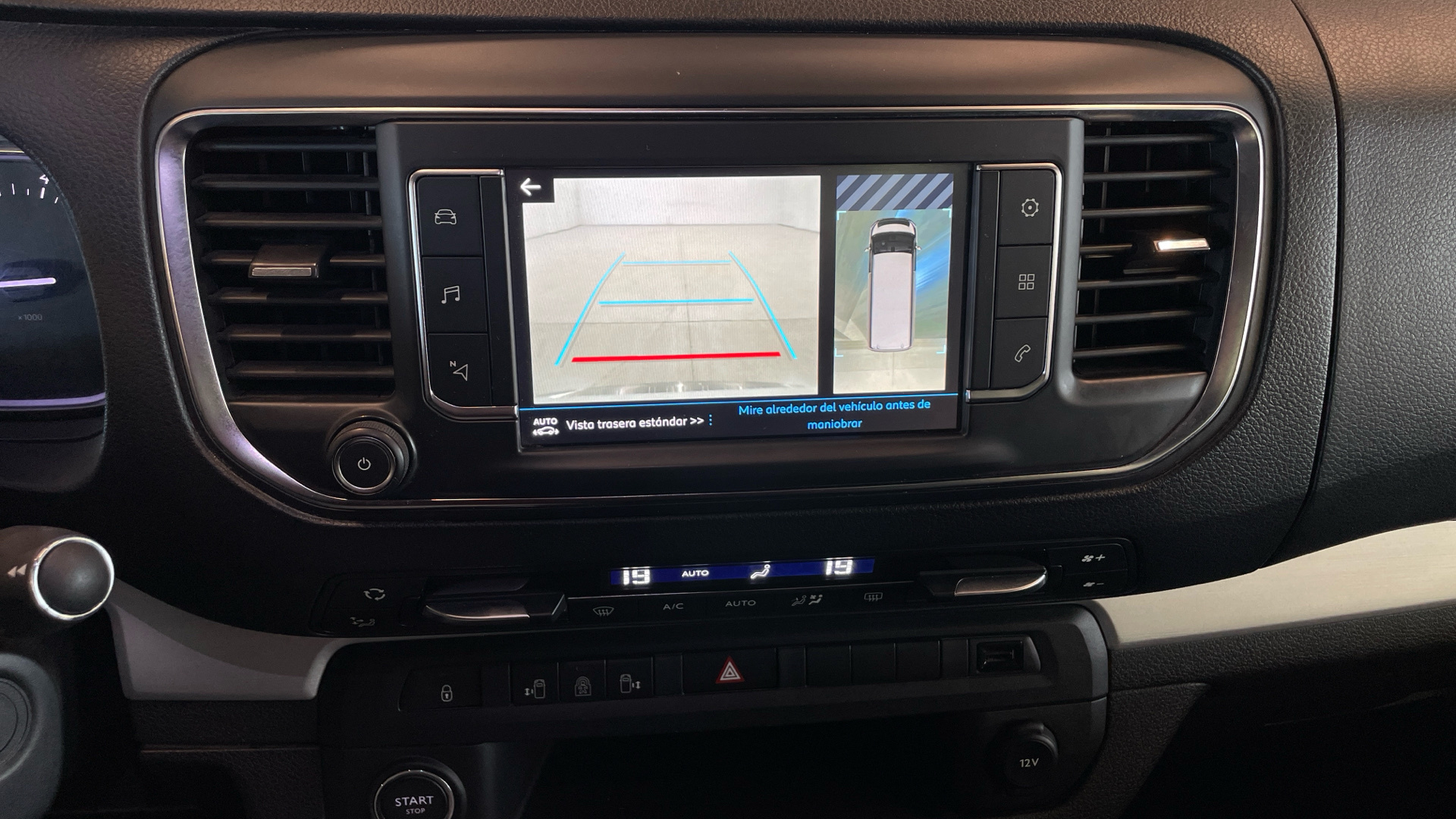 Peugeot Traveller BlueHDi 150 en Barcelona