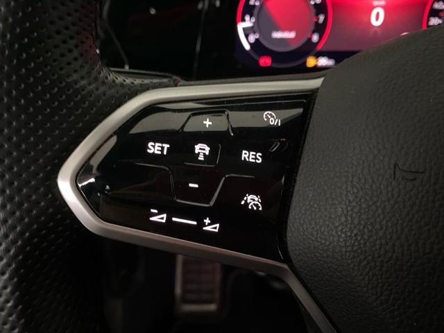 Volkswagen Golf R-Line 1.5 TSI 110 kW (150 CV)