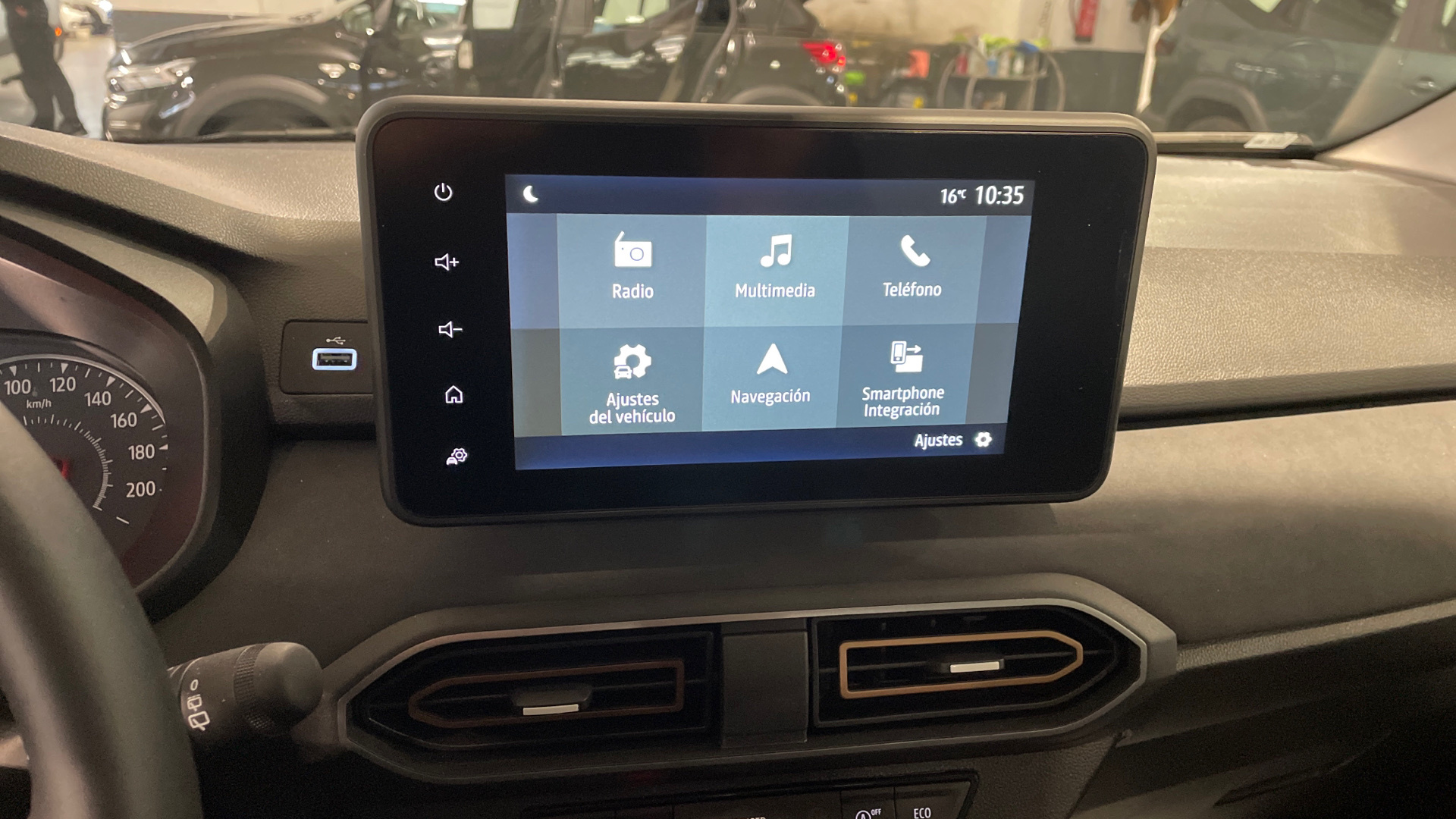 Dacia Sandero ECO-G 100 en Barcelona