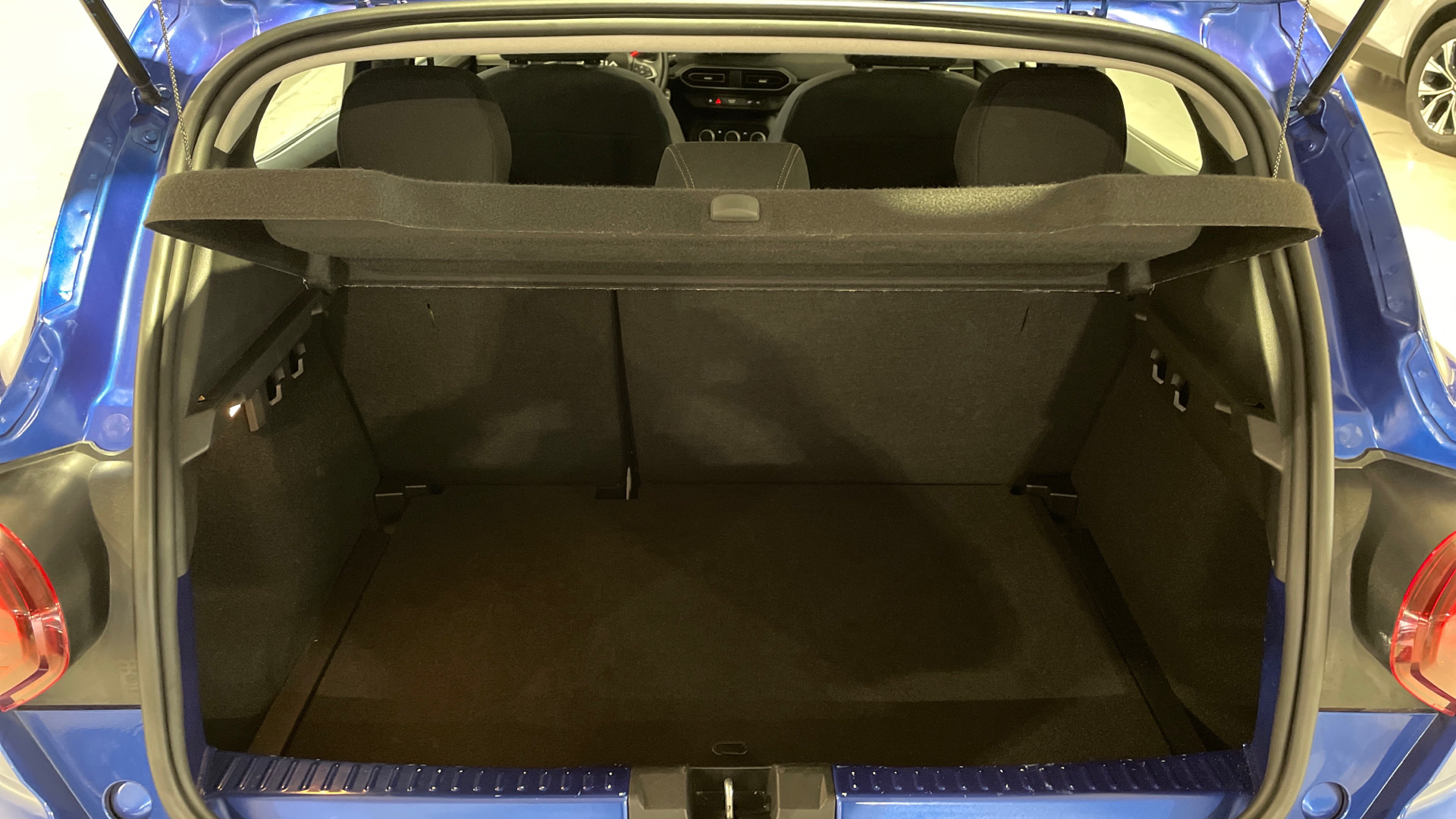 Dacia Sandero ECO-G 100 en Barcelona