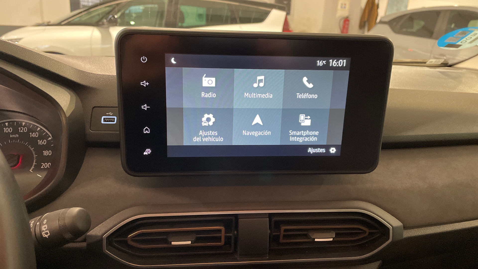 Dacia Sandero ECO-G 100 en Barcelona