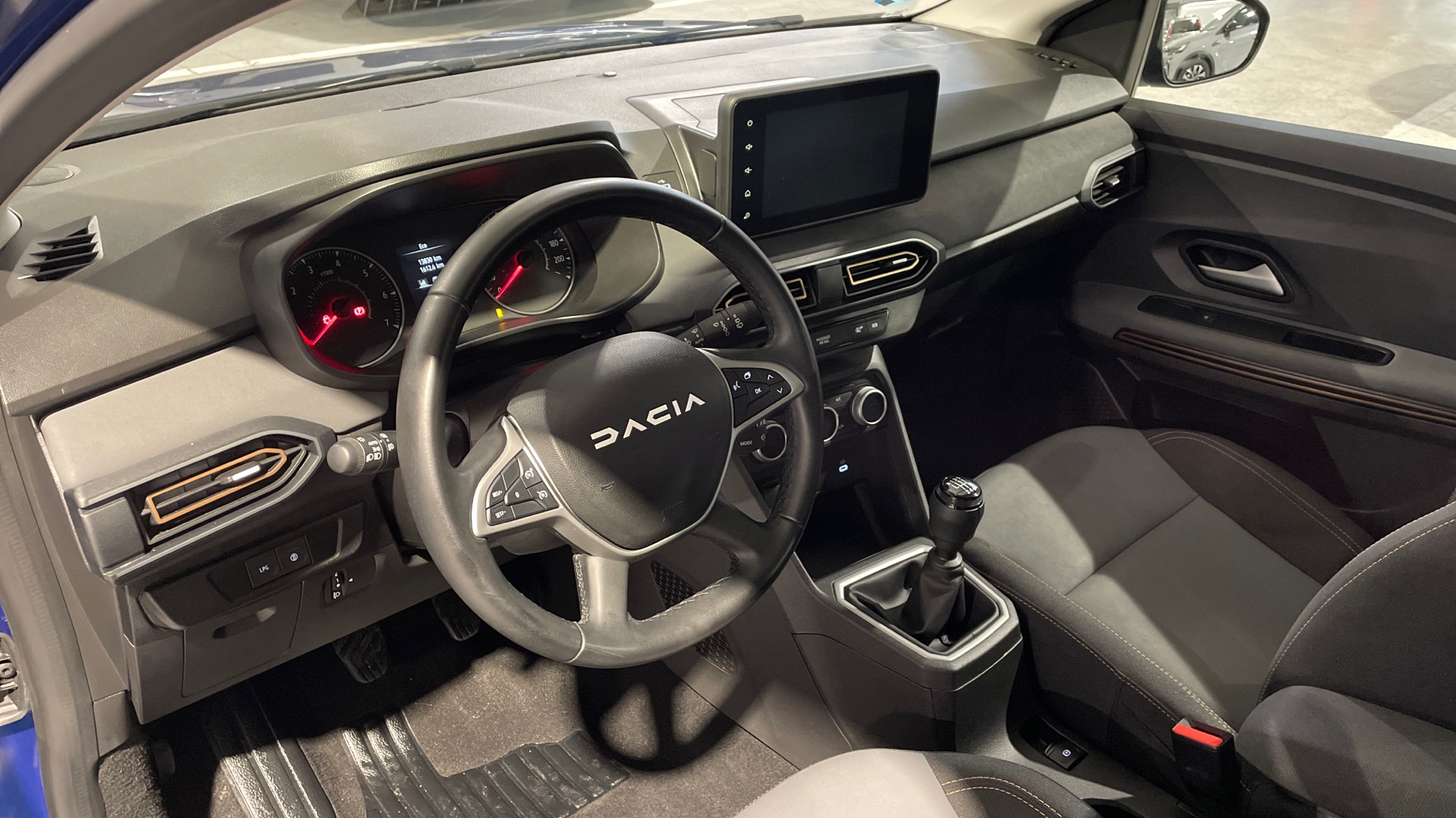 Dacia Sandero ECO-G 100 en Barcelona