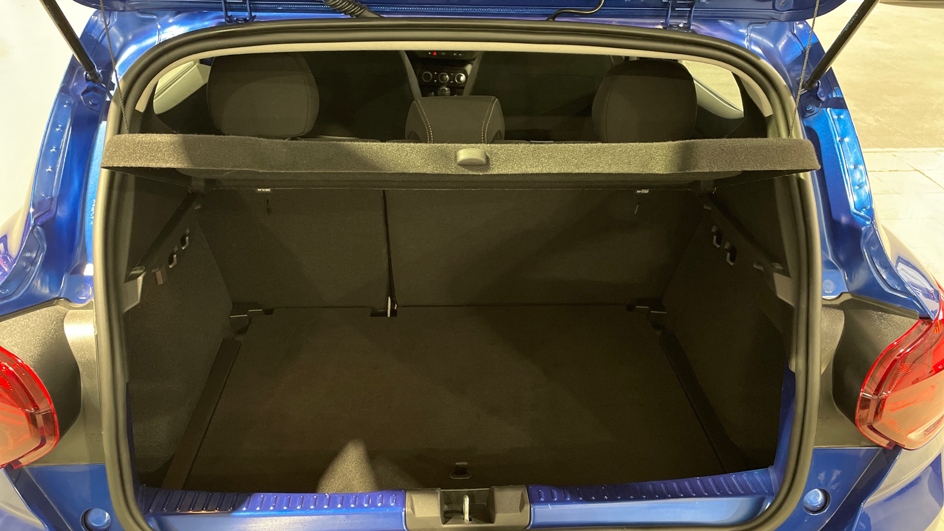 Dacia Sandero ECO-G 100 en Barcelona