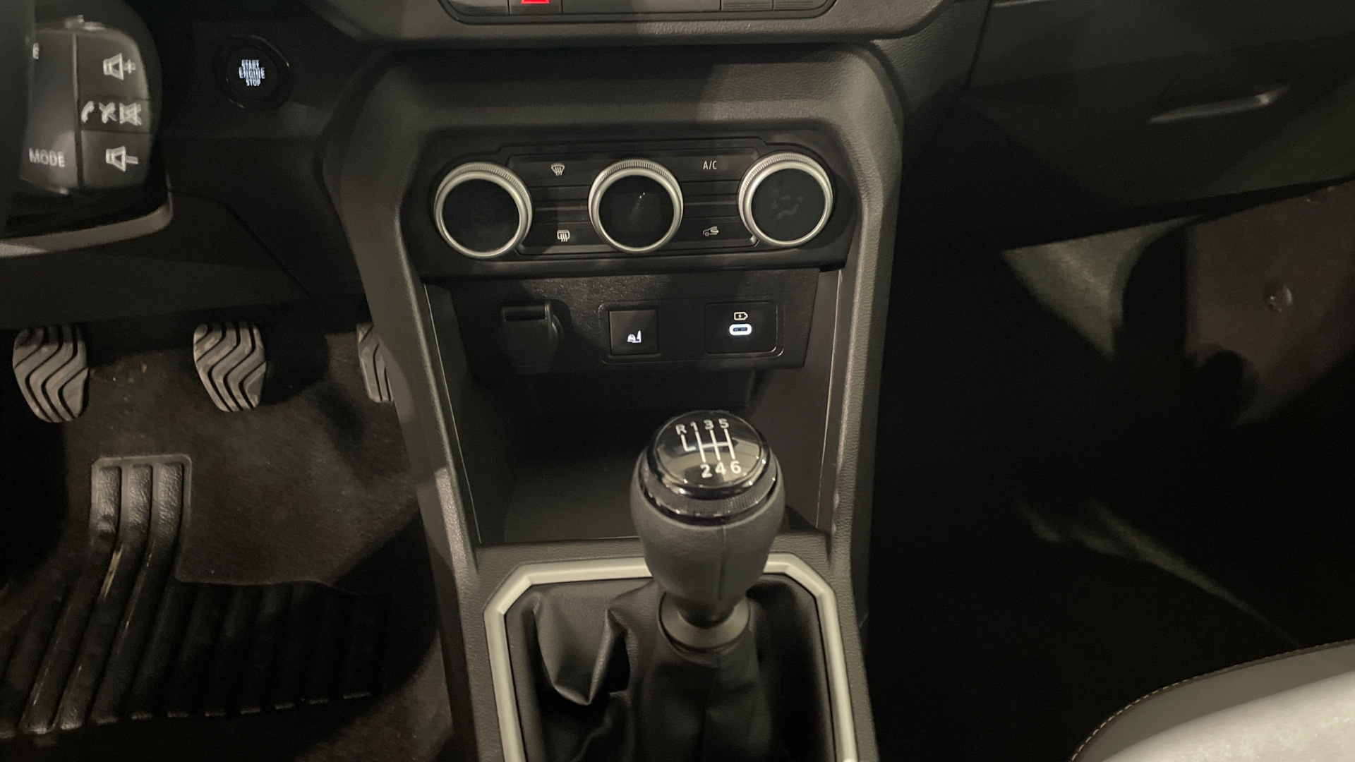 Dacia Sandero ECO-G 100 en Barcelona